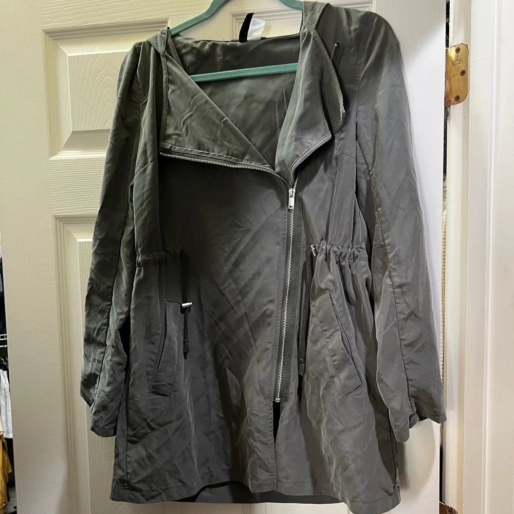 Olive jacket - Picture 1 of 5